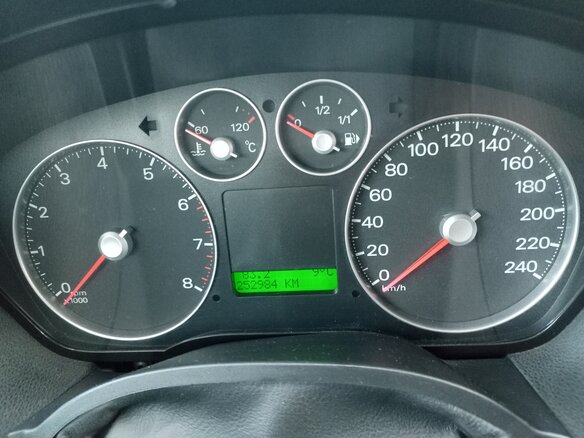 2004 Ford C-MAX I, серебристый, 400000 рублей - вид 6