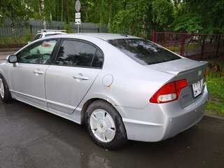 2006 Honda Civic Hybrid VIII, серебристый, 580000 рублей, вид 3