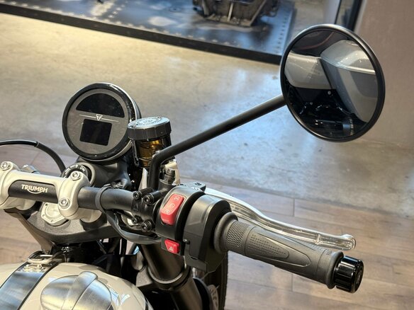 2024 Triumph Scrambler, серый, 1800000 рублей - вид 17