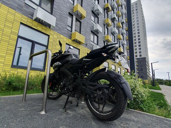 2022 Bajaj Pulsar NS 200, серый, 260000 рублей - вид 6