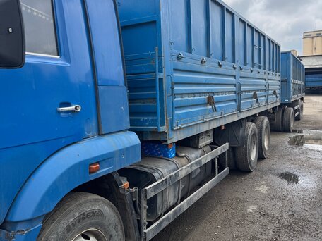 2011 КамАЗ 65117, синий, 1800000 рублей, вид 2