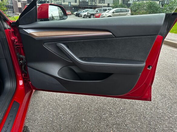 2021 Tesla Model 3 Long Range I, красный, 4050000 рублей - вид 10
