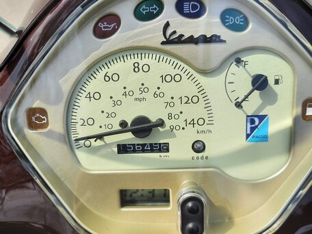 2012 Piaggio Vespa, коричневый, 370000 рублей, вид 4