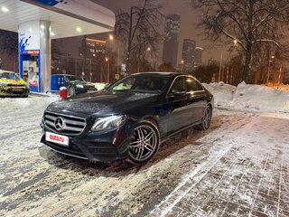 2019 Mercedes-Benz E-Класс 220 d V (W213, S213, C238), чёрный, 3300000 рублей, вид 1