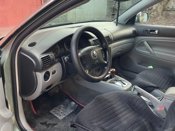 2002 Volkswagen Passat B5 Рестайлинг, серый, 650000 рублей - вид 4
