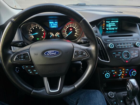 2018 Ford Focus III Рестайлинг, белый - вид 12