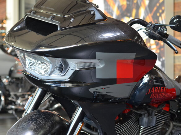 2025 Harley-Davidson CVO Road Glide ST, чёрный, 6500000 рублей - вид 9