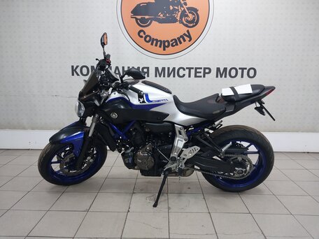 2016 Yamaha MT-07 (FZ-07), серый, 698000 рублей, вид 2