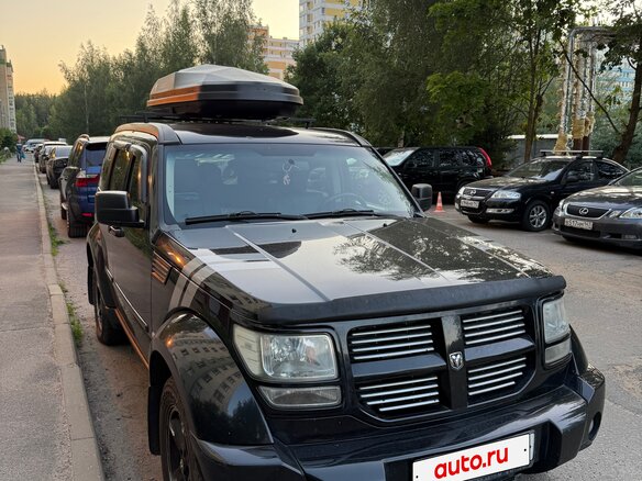 2008 Dodge Nitro, чёрный, 1500000 рублей - вид 2