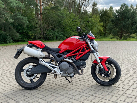 2008 Ducati Monster 696, красный, 399000 рублей, вид 5