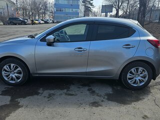 2015 Mazda Demio IV (DJ), серый, 760000 рублей, вид 2