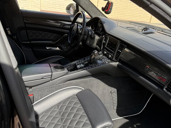 2011 Porsche Panamera Turbo S I, серый, 10500000 рублей - вид 28