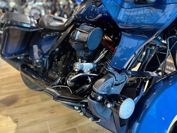 2019 Harley-Davidson CVO Road Glide, чёрный, 2250000 рублей - вид 12