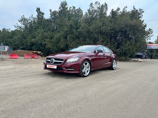 2011 Mercedes-Benz CLS 350 II (C218), пурпурный, 2099000 рублей, вид 1