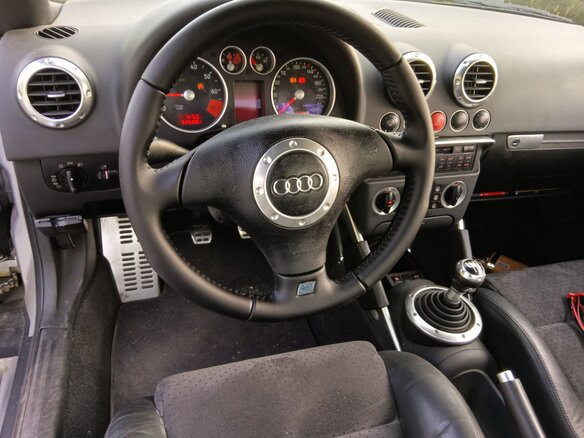 2000 Audi TT I (8N), серебристый, 399000 рублей - вид 24