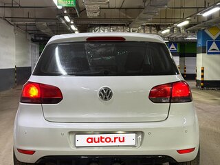2011 Volkswagen Golf VI, белый, 850000 рублей, вид 4