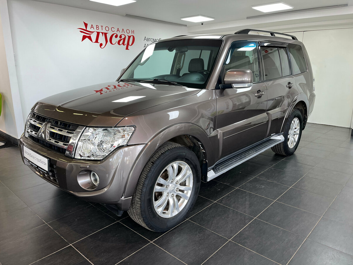 Открыть фотографии: Mitsubishi Pajero IV Рестайлинг 1