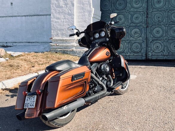 2011 Harley-Davidson Street Glide, коричневый, 999000 рублей - вид 17