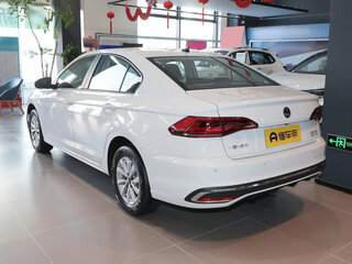 2025 Volkswagen Bora IV (China Market) Рестайлинг, белый, 1755000 рублей, вид 3