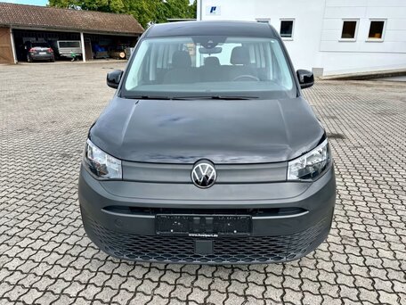 2023 Volkswagen Caddy V, чёрный, 3250000 рублей, вид 2