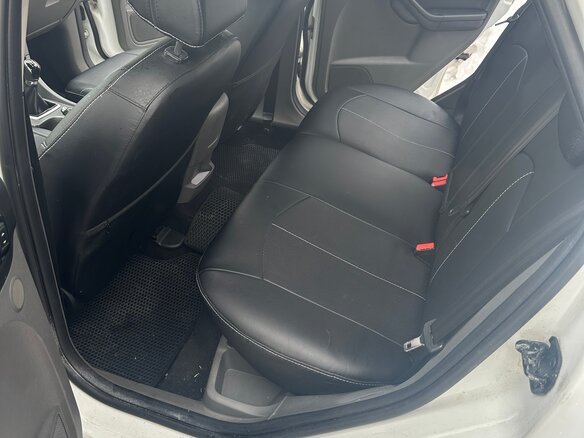 2010 Ford Focus II Рестайлинг, белый, 650000 рублей - вид 26