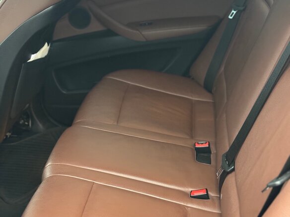 2010 BMW X5 35i II (E70) Рестайлинг, чёрный, 1700000 рублей - вид 20