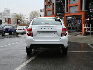 2025 Lada (ВАЗ) Granta I Рестайлинг, белый, 828000 рублей, вид 5