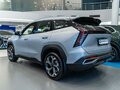 2025 Geely Atlas II, серебристый, 3997651 рублей - вид 3