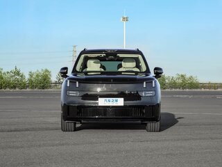 2026 Lynk & Co 900, чёрный, 7500333 рублей, вид 2
