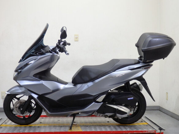 2021 Honda PCX 125, серебристый, 293000 рублей - вид 4