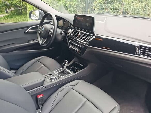 2022 BMW 1 серии 120i III (F52) Рестайлинг, синий - вид 7