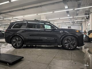 2023 Li Auto (Lixiang) L9 44.5 kWh I, чёрный, 6200000 рублей, вид 2