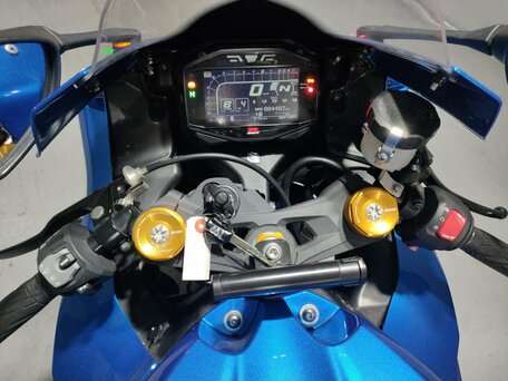 2017 Suzuki GSX-R 1000, синий, 1550000 рублей, вид 5