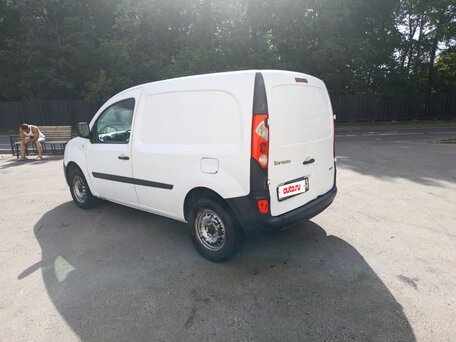 2012 Renault Kangoo II, белый, 650000 рублей, вид 3