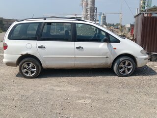 1997 Ford Galaxy I, белый, 250000 рублей, вид 2