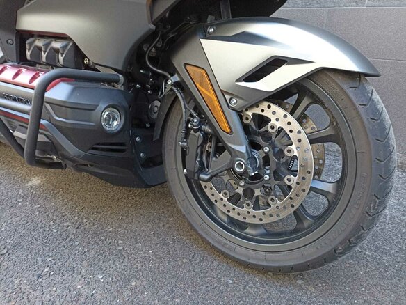 2024 Honda GL 1800 Gold Wing, серебристый, 2399000 рублей - вид 14