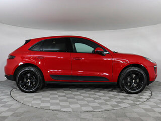 2018 Porsche Macan I, красный, 3688000 рублей, вид 4
