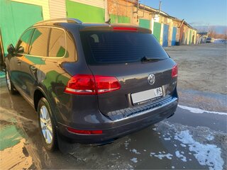 2012 Volkswagen Touareg II, чёрный, 1700000 рублей, вид 3
