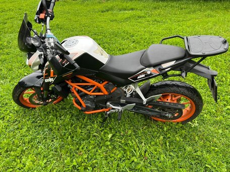 2014 KTM 390 Duke, белый, 350000 рублей, вид 2