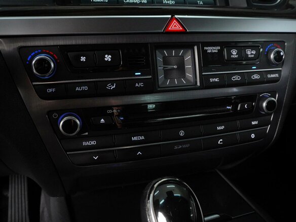 2014 Hyundai Genesis II, белый - вид 13