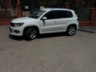 2016 Volkswagen Tiguan I Рестайлинг, белый, 1999999 рублей, вид 5