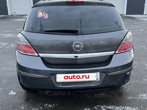 2011 Opel Astra H Рестайлинг, серый, 550000 рублей - вид 2