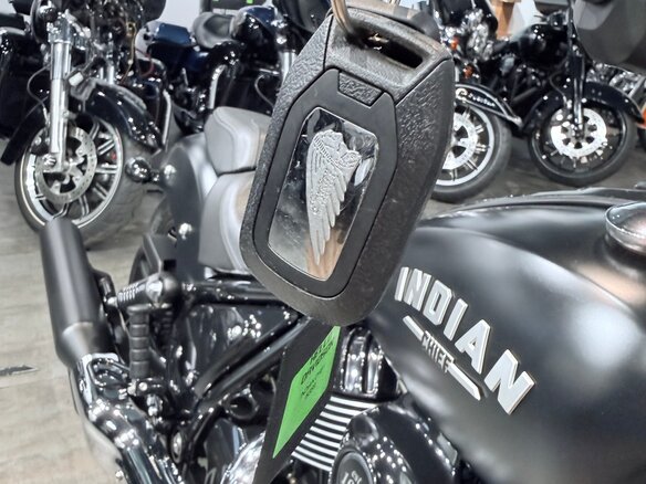 2023 Indian Chief Bobber, чёрный, 1799000 рублей - вид 25