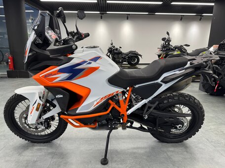 2023 KTM 1290 Super Adventure R, белый, 1850000 рублей, вид 2