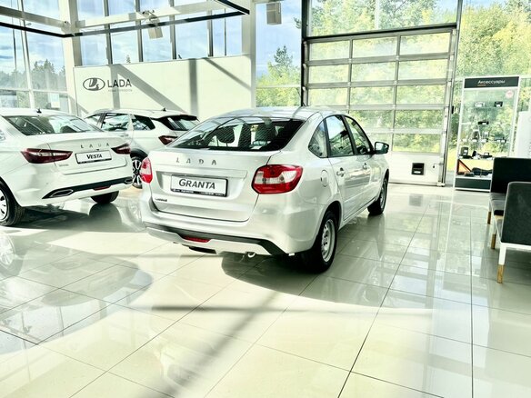 2025 Lada (ВАЗ) Granta I Рестайлинг, серый, 1100000 рублей - вид 8