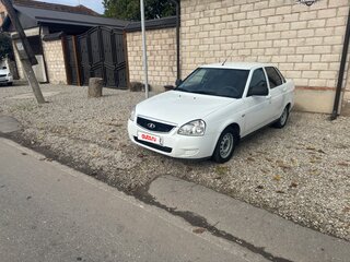 2015 Lada (ВАЗ) Priora I Рестайлинг, белый, 500000 рублей, вид 2