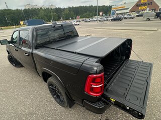 2024 Ram 1500 Crew Cab V Рестайлинг, чёрный, 9350000 рублей, вид 5