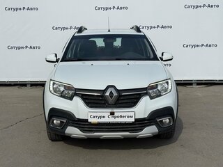 2020 Renault Sandero Stepway II Рестайлинг, белый, 930000 рублей, вид 2