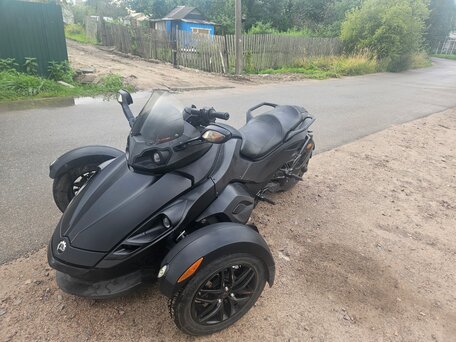 2010 BRP Can-Am Spyder, чёрный, 850000 рублей, вид 2