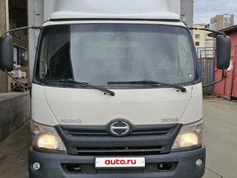2012 Hino Series 300 (Dutro), белый, 2000000 рублей